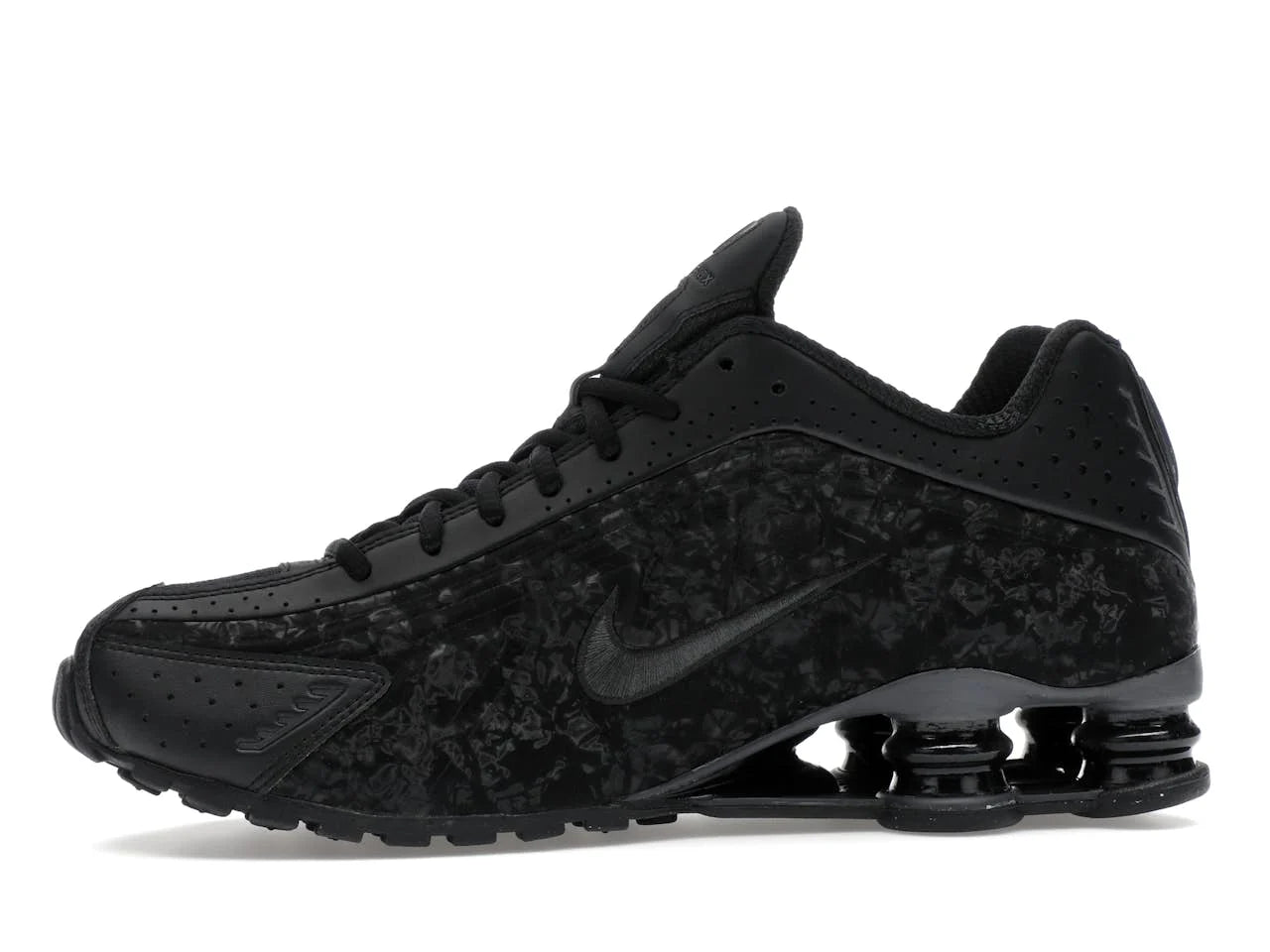 Nike Shox R4 Noir Baskets
