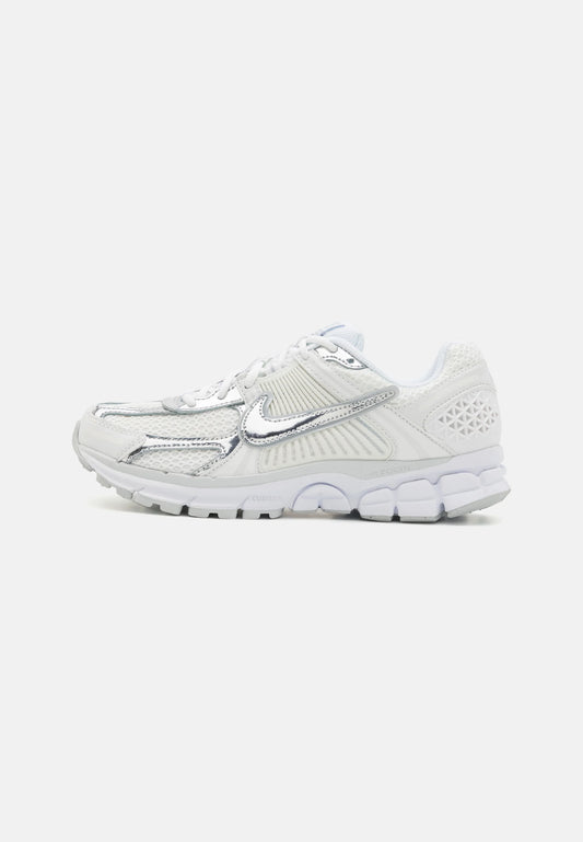 Nike Zoom Vomero 5 Chrome Toe