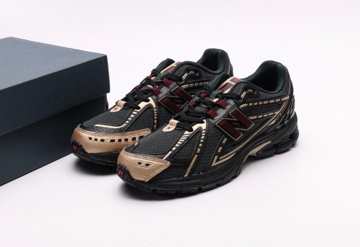 New Balance 1906R Kith – Black
