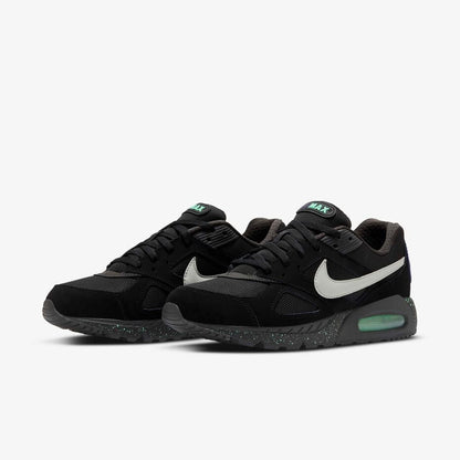 Nike Air Max IVO