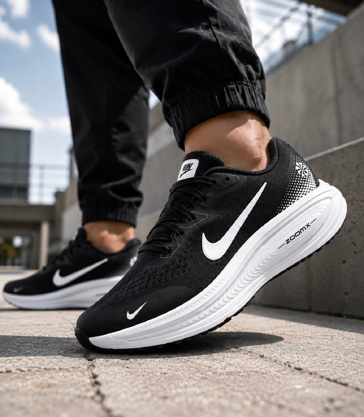 Nike Air Zoom Vomero Plus Black White