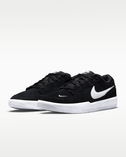 Nike SB Dunk Low Black & White