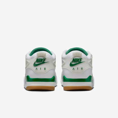 Air Jordan 4 RM – Blanc & Vert