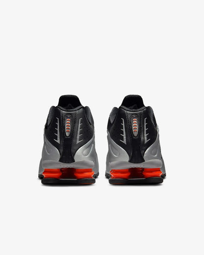 New Nike Shox R4 Shoes - Metallic Silver/ Black/ Picante Red
