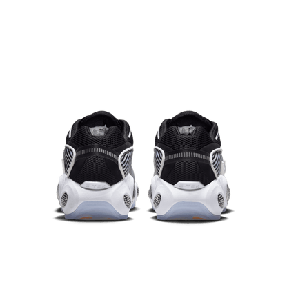 Nike NOCTA Glide en coloris noir et blanc