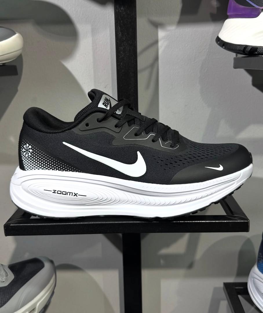 Nike Air Zoom Vomero Plus Black White