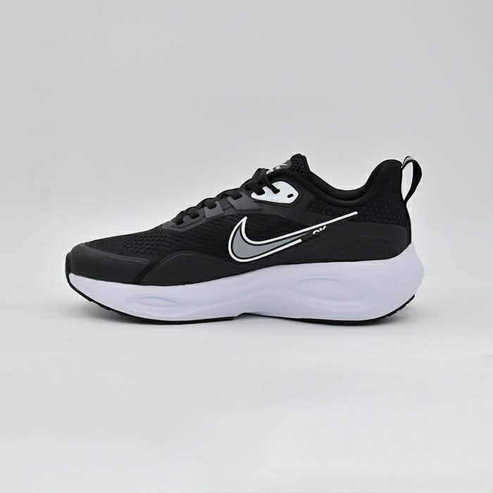NIKE AIR WINFLO 11 BLACK WHITE