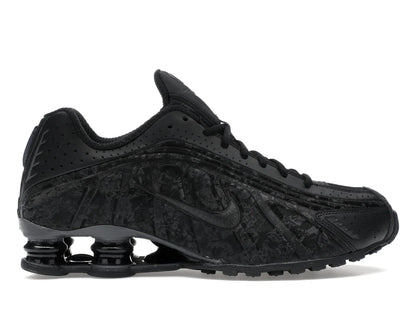 Nike Shox R4 Noir Baskets