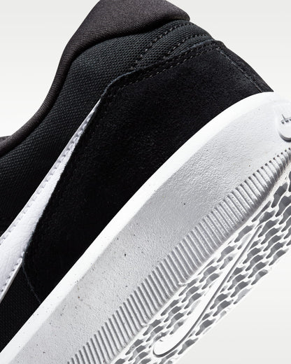 Nike SB Dunk Low Black & White