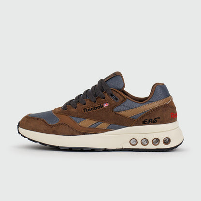 REEBOK ERS WORLD ORIGINAL – UN STYLE RÉTRO ET INTEMPOREL