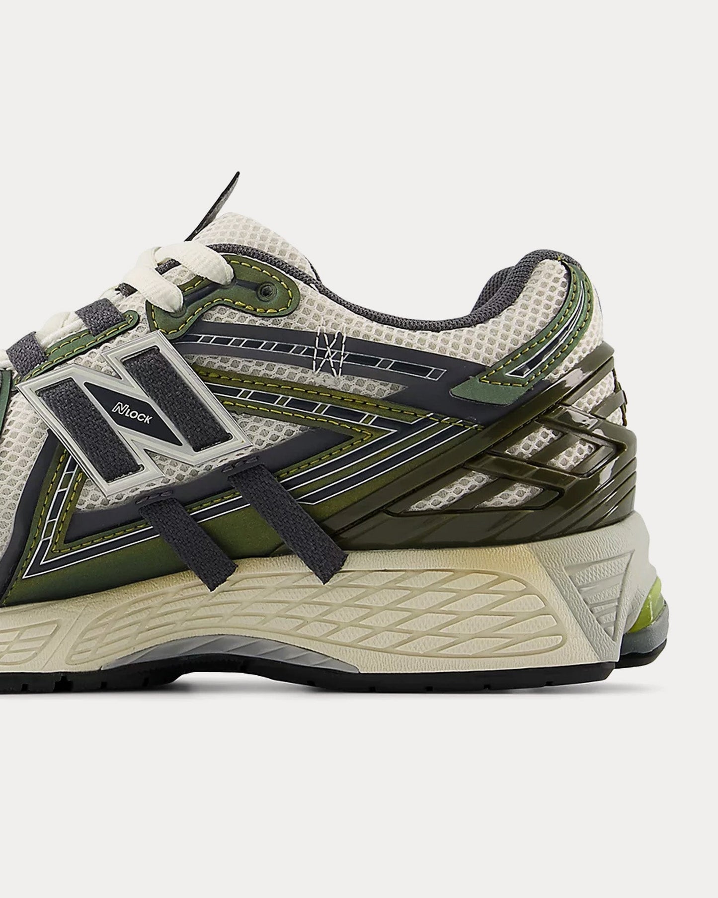 New Balance 1906A – Olive Juice / Sea Salt / Woodland