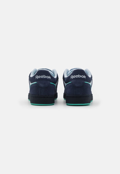 Reebok Classic
Seconde main
Chaussures de skate - dark blue