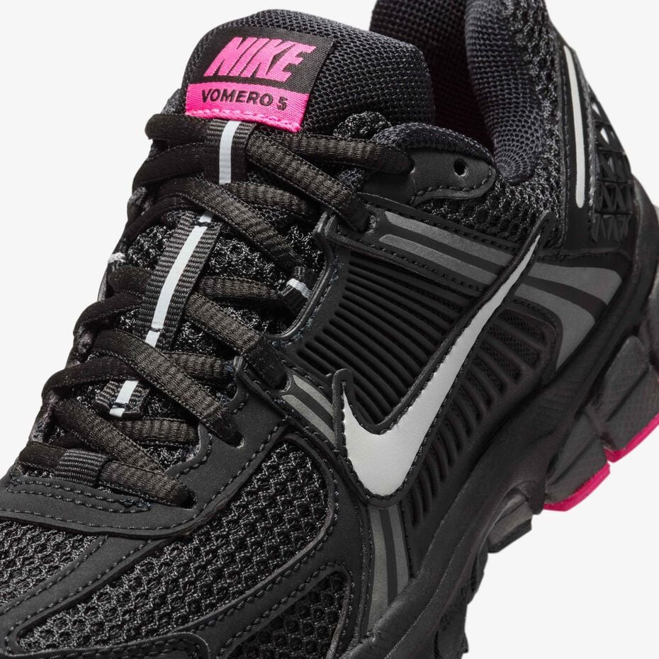 Nike Vomero 5