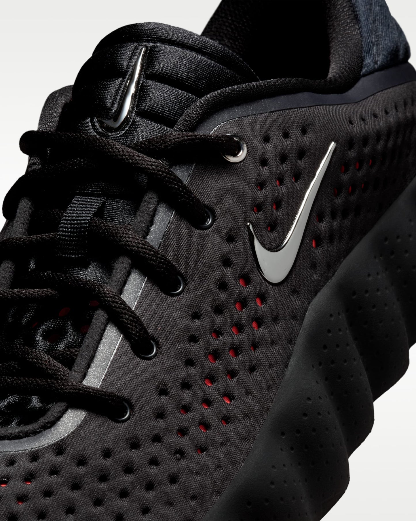 Nike Mind 002