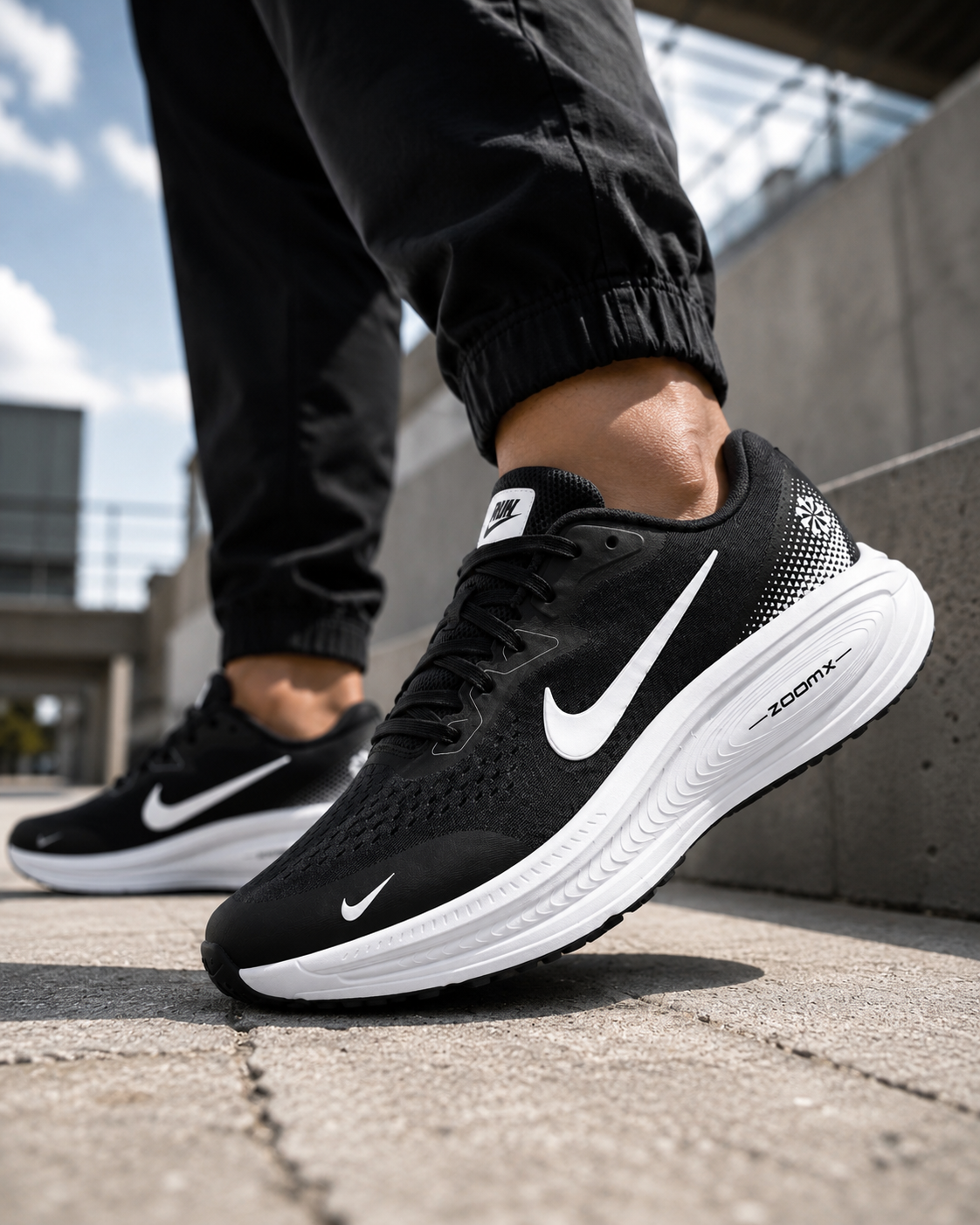 Nike Air Zoom Vomero Plus Black White