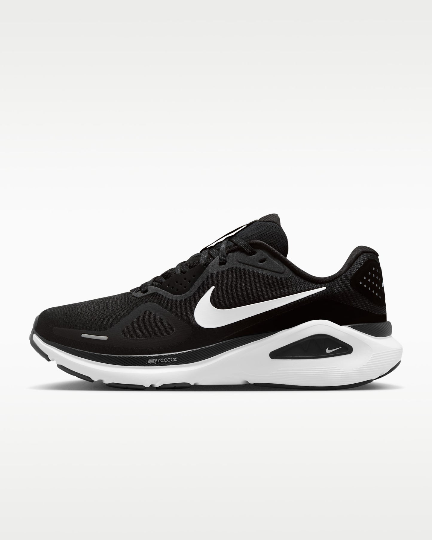 NIKE Structure 26 – Confort & Style au Quotidien