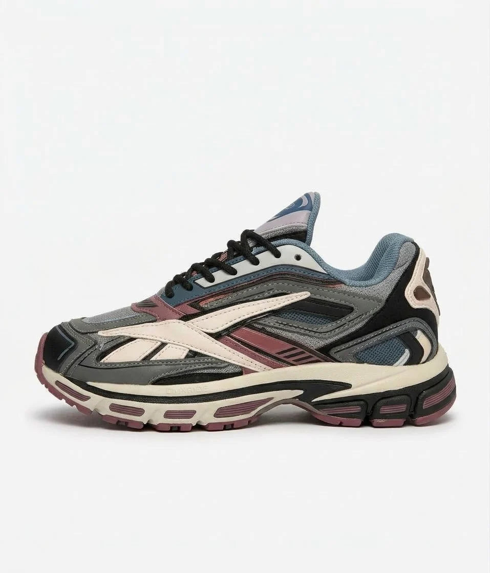 Reebok LTD Premier Road Ultra – Sneakers au design futuriste
